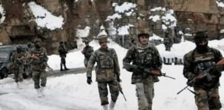 India china face off