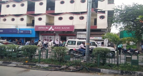 Bank daketi indore