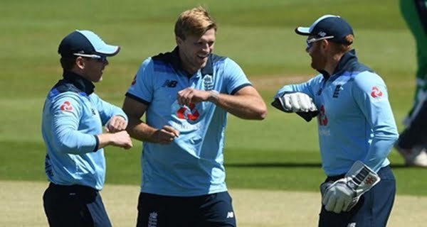 England won the first ODI by 6 wickets