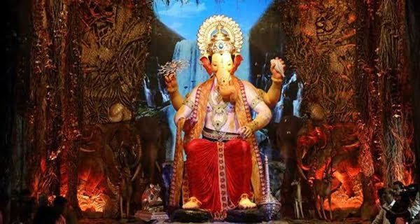 Lalbaugcha-Raja-in-Mumbai