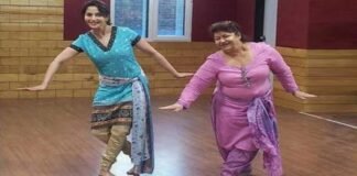 Madhuri with Saroj Khan