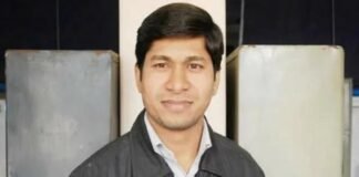 journalist Tarun Sisodia.