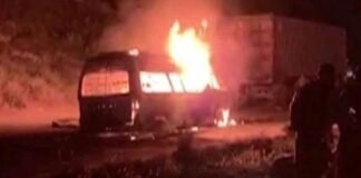 passenger bus caught fire, 13 people died