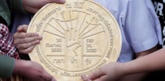 plaque, symbol of Thailand's democracy struggle