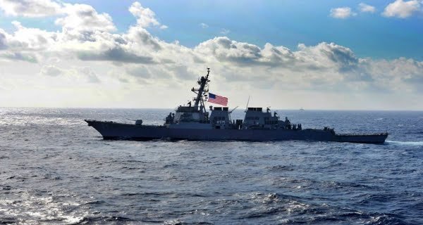 US Navy warship passes through Taiwan Strait