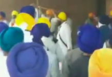 fight beetween gurudwara groups