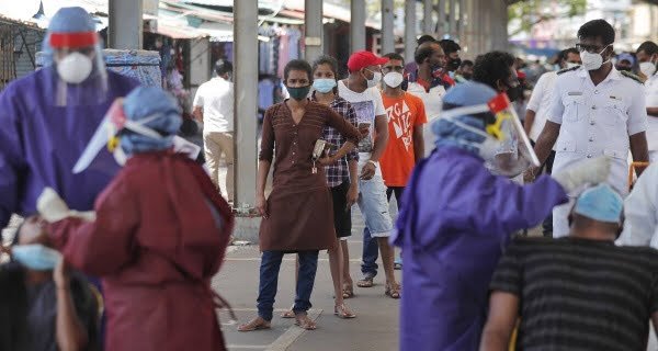 sri-lanka-covid-fish-market