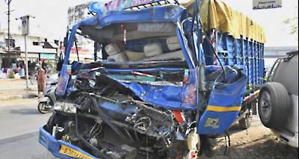 Vadodara road accident