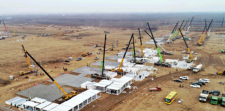 China again builds 1500 room hospital in just 5 days