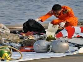 Indonesia plane crash: remains and debris of 62 people who fell in the sea were removed Indonesia plane crash