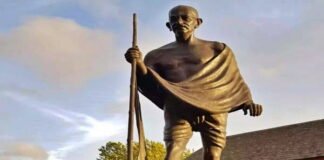 Mahatma Gandhi statue damaged in California