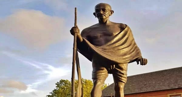 Mahatma Gandhi statue damaged in California