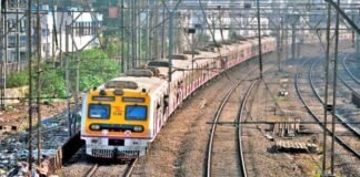 mumbai-local-train