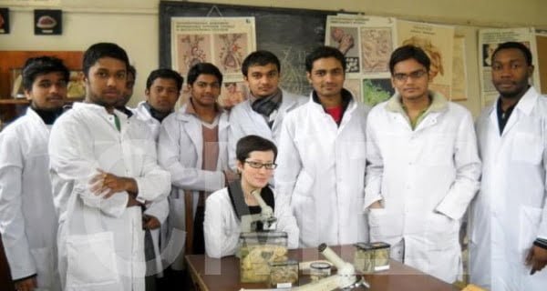 Indian-students-studying-MBBS-in-China