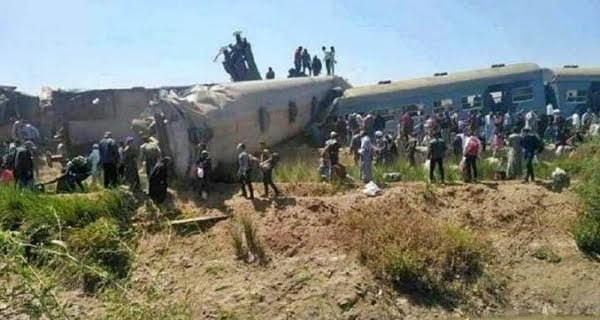 Two trains collide face to face in Egypt