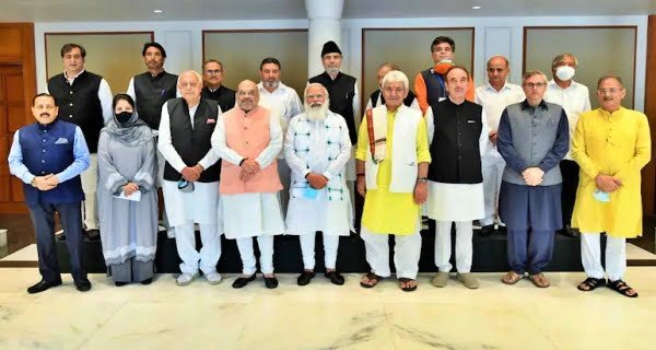 meeting with the leaders of Jammu and Kashmir
