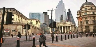 UK reports 44,104 coronavirus cases in latest 24-hour UK reports another 44,104 coronavirus cases