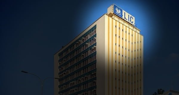 LIC_building