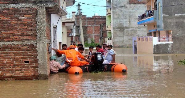 varanasi-flood