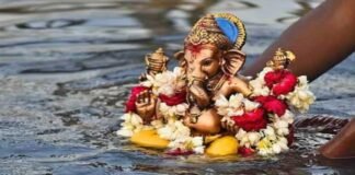 Ganesh-Visarjan