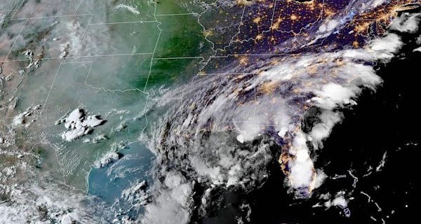 Hurricane Mindy reaches Florida