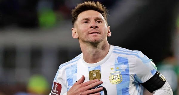 Lionel Messi wins hat-trick goal for Argentina