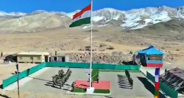 Army hoisted 76 feet high tricolor in Leh