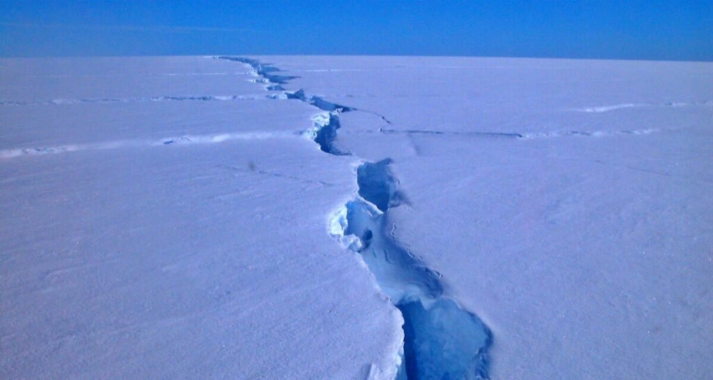 Glacier breaking in Antarctica