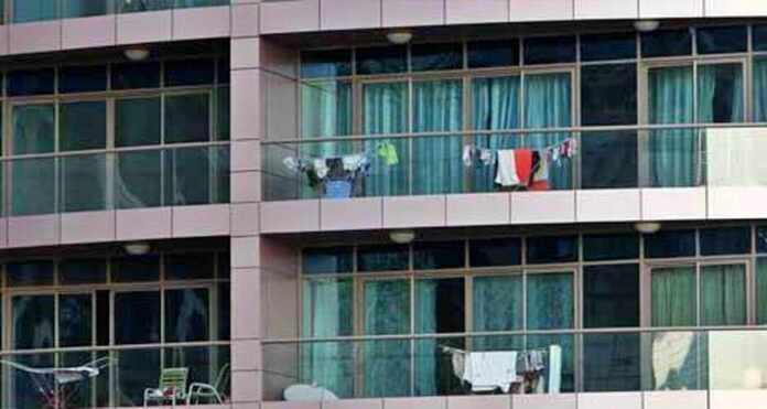 dry clothes on balcony