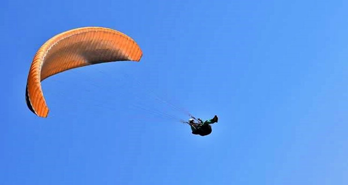 Accident during paragliding in Assam, tourist dies after falling from parachute