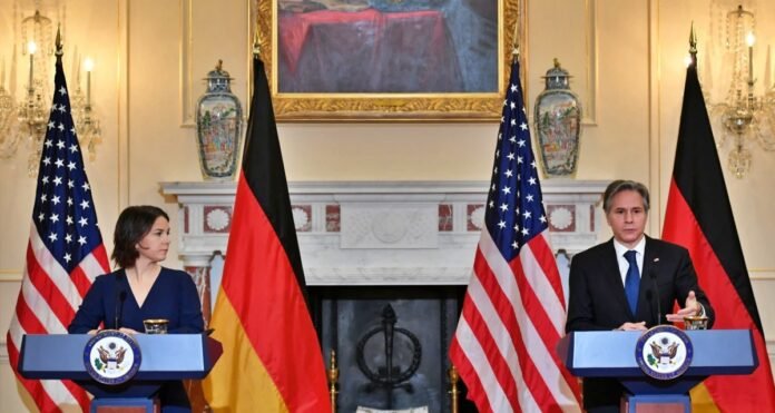 America, Germany warn Russia on Ukraine issue America, Germany warn Russia on Ukraine issue