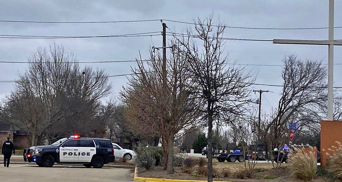 4 people hostage, demanded the release of Al Qaeda terrorist Afiya Siddiqui