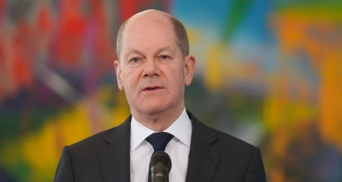 German Chancellor Olaf Scholz Calls for G7 Summit Next Week Over Ukraine Crisis