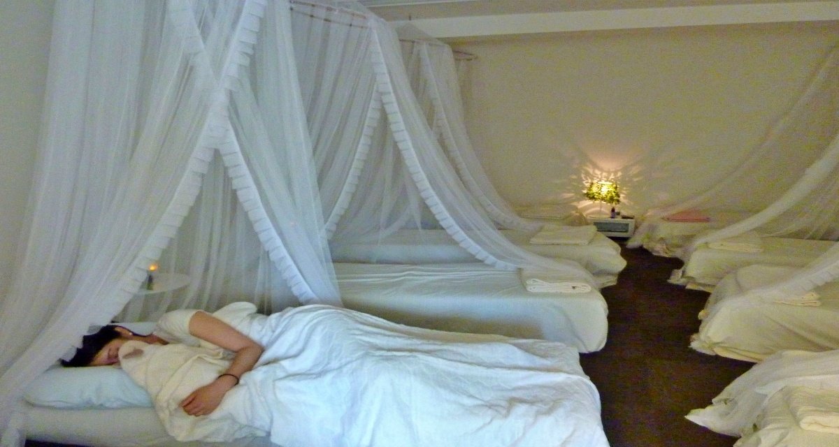 In China, Company set up beds in office for 20 thousand employees
