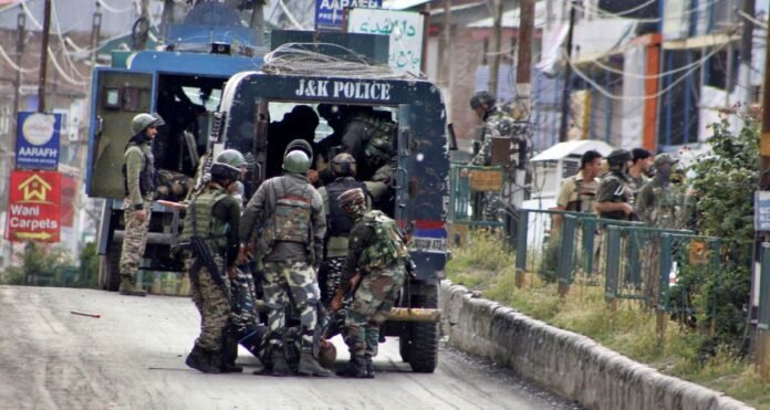 Lashkar-e-Taiba module busted in Jammu and Kashmir