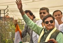 Shatrughan Sinha won by more than 3 lakh votes