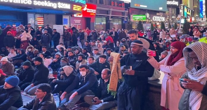 ramadan prayer in the heart of Times Square