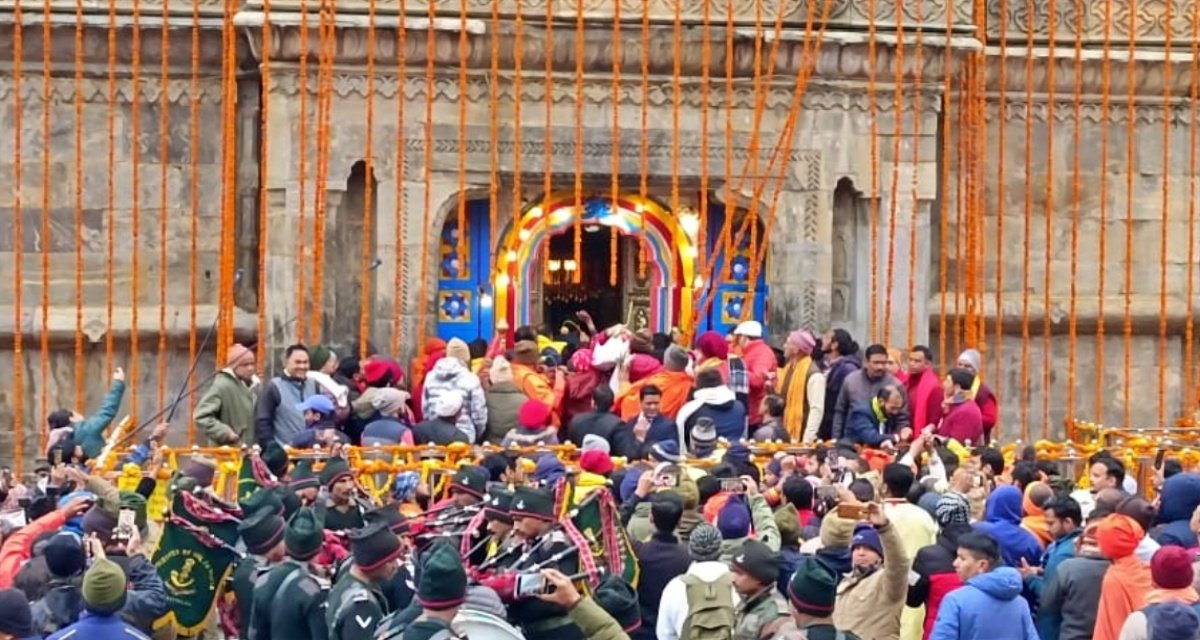 Doors of Kedarnath Dham open from today, in spite of the bitter cold, the influx of devotees at Baba’s rate