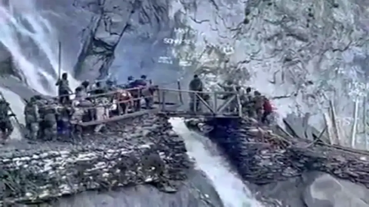 Army rebuilt two bridges broken by landslide in record time, overnight work for Amarnath pilgrims
