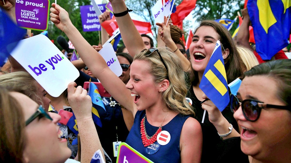 Bill passed by US lower house to recognize same-sex marriage