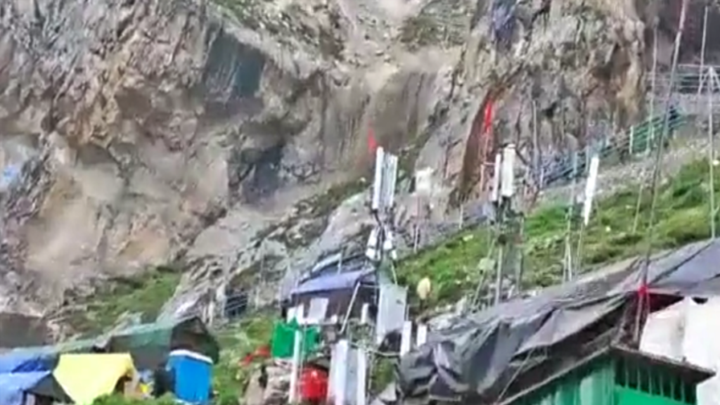 Cloud burst near Amarnath cave