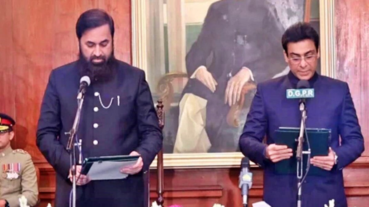 Shahbaz Sharif’s son Hamza  took oath as Punjab CM