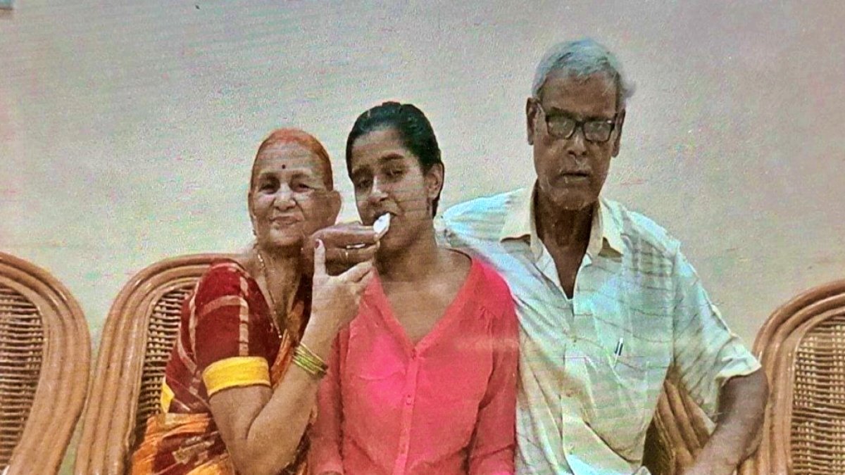 After mother’s death, father evicted from house, staying with maternal grandparents, Shreeja became Bihar topper