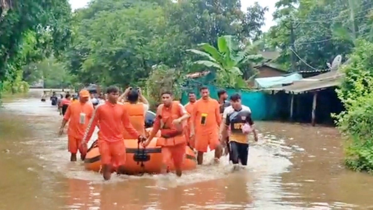 61 killed, 11,000 people rescued due to heavy rains and floods in Gujarat