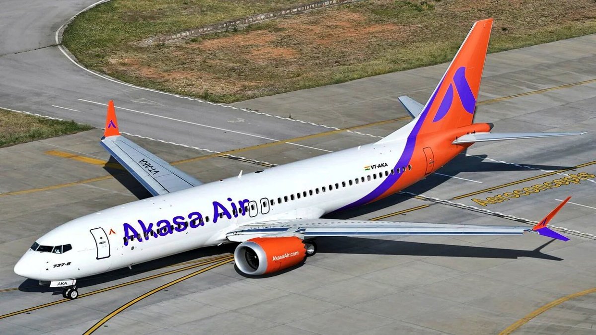 Mumbai-Bangalore Akasa Air flight returns after smelling of burning back to Mumbai airport