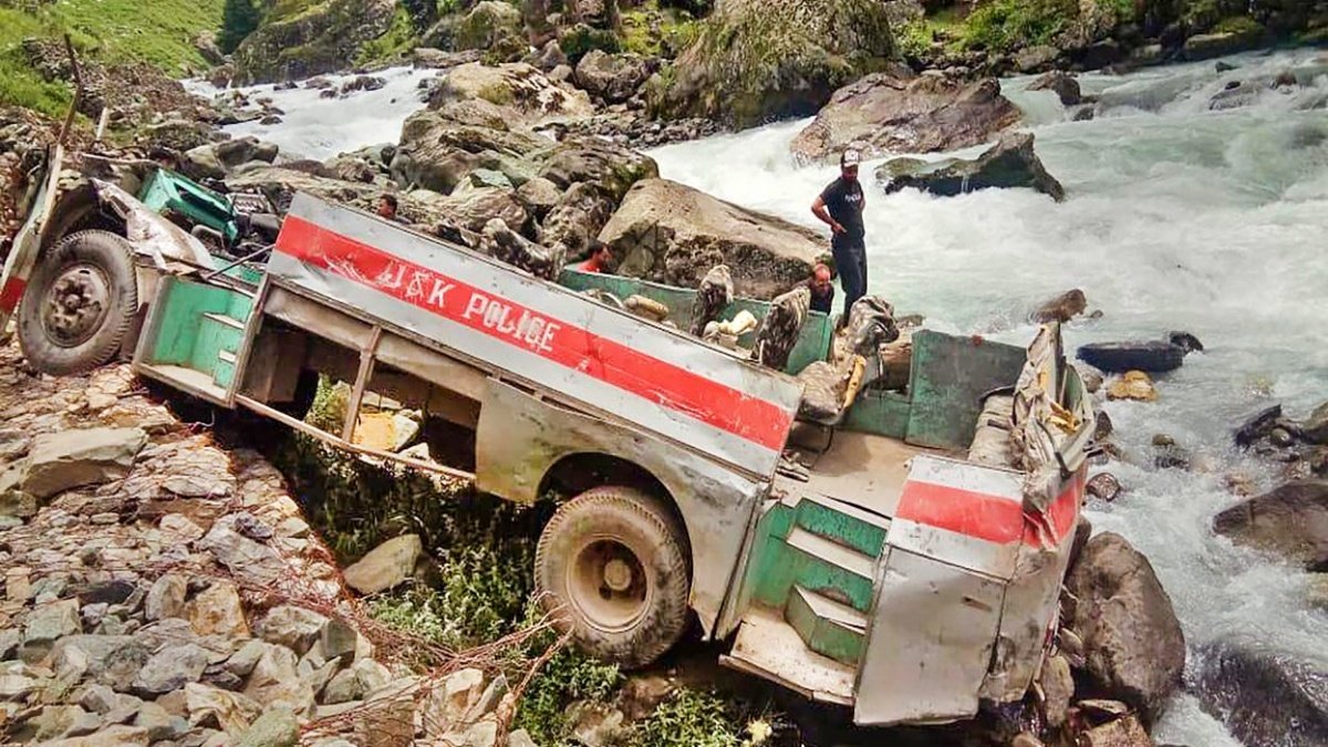 ITBP bus falls into gorge in Jammu and Kashmir’s Pahalgam, 6 killed, 30 others injured
