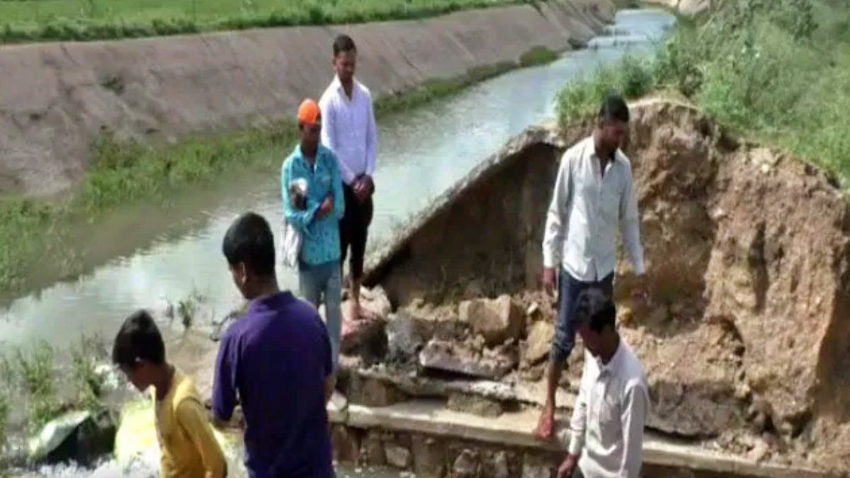 After Karam Dam of Dhar, now  Harpura canal built at a cost of 41 crores is broken in Madhya Pradesh