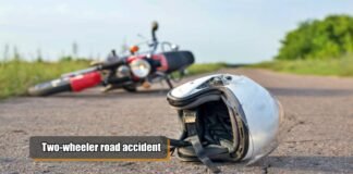 two-wheeler road accident