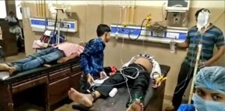 7 workers ate poison outside factory in Indore