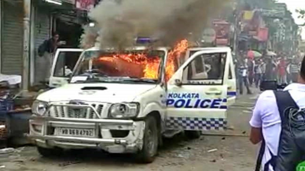 Police vehicle torched amid BJP’s ‘Nabanna Chalo’ march, Sukantu Majumdar in custody